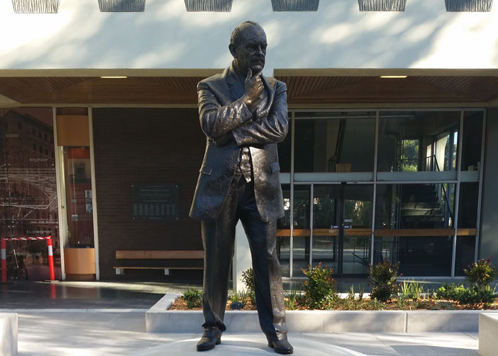 20150504 Sir John Monash Statue